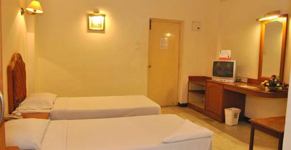 Hotel Atchaya Chennai Esterno foto
